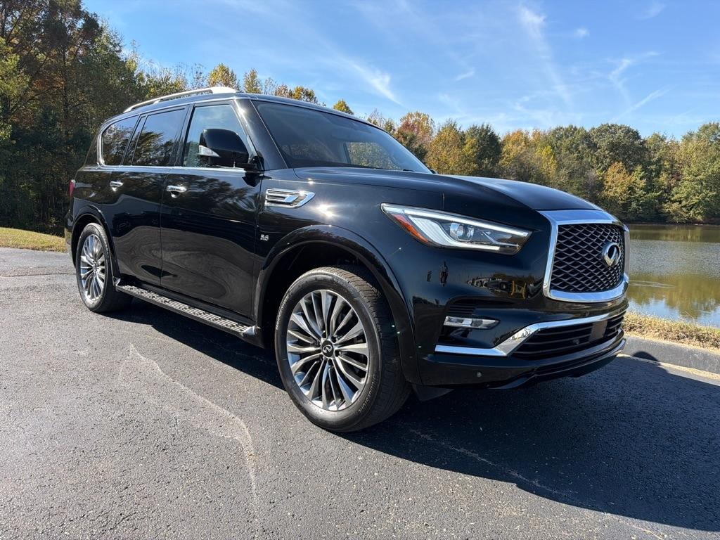 Infiniti QX80 LUXE AWD 2019