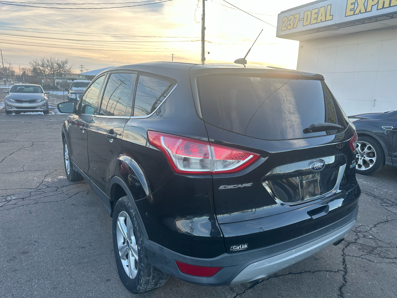 Ford Escape FWD 4dr SE 2013