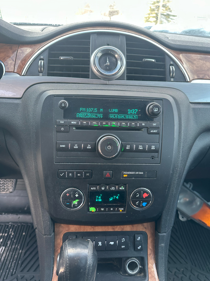 Buick Enclave FWD 4dr CXL-1 2011