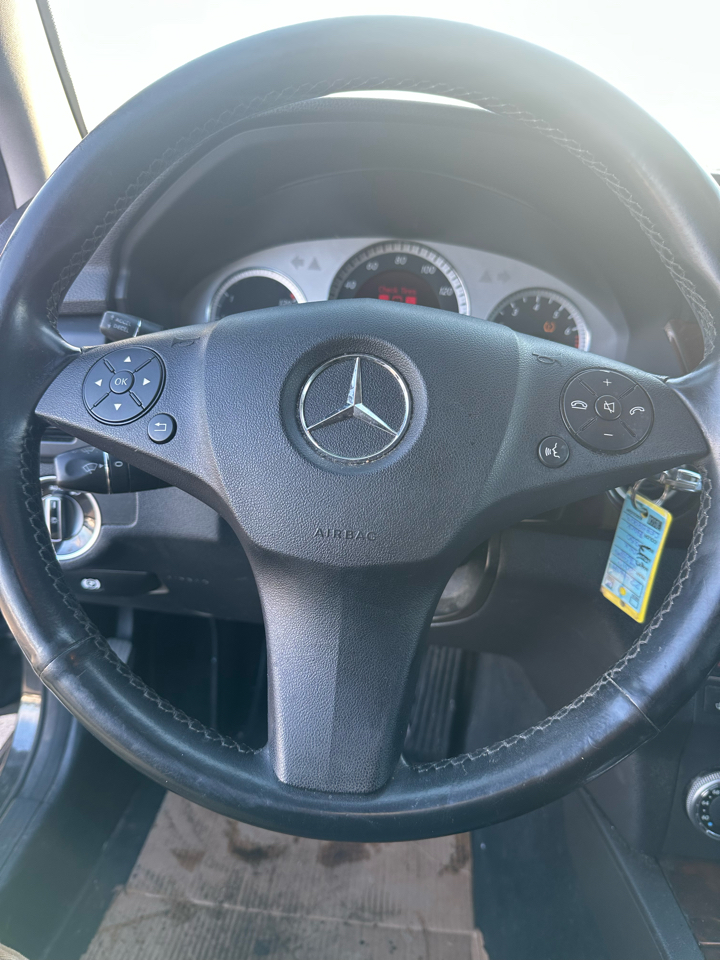 Mercedes-Benz GLK-Class 4MATIC 4dr GLK 350 2012