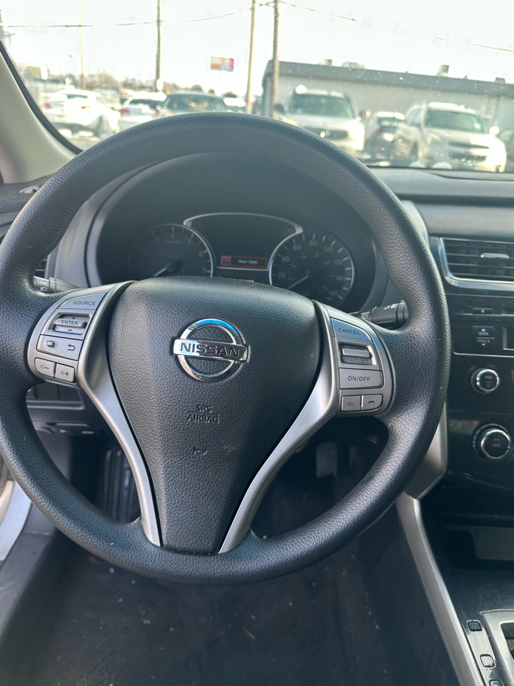 Nissan Altima 4dr Sdn I4 2.5 2014