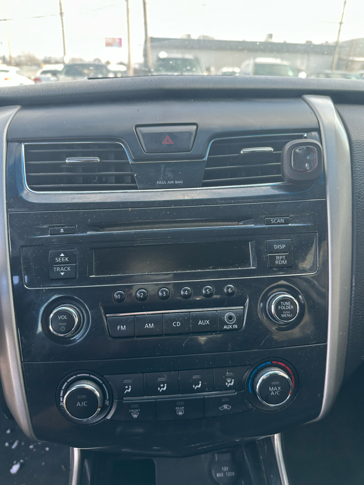 Nissan Altima 4dr Sdn I4 2.5 2014