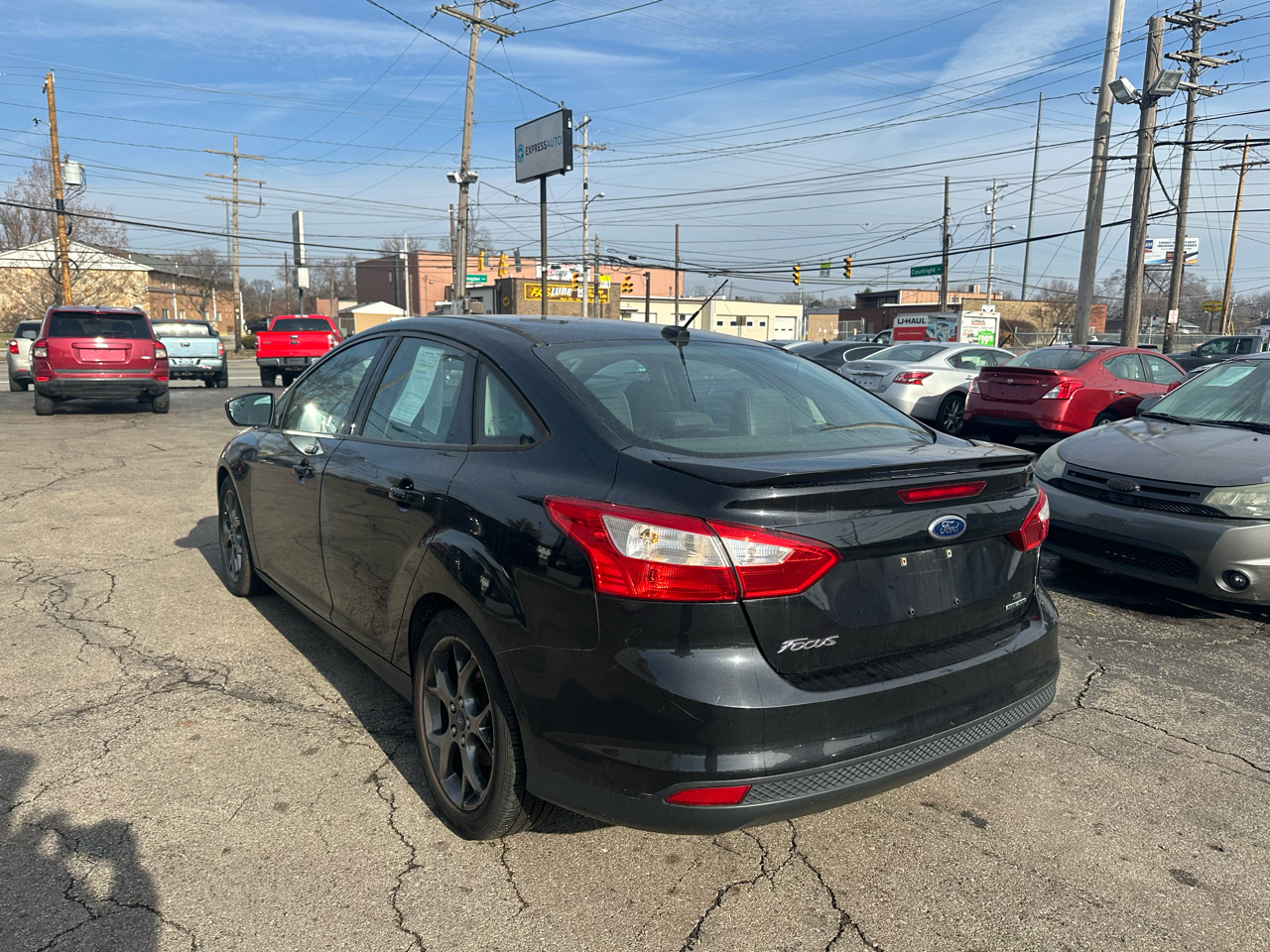 Ford Focus 4dr Sdn SE 2014