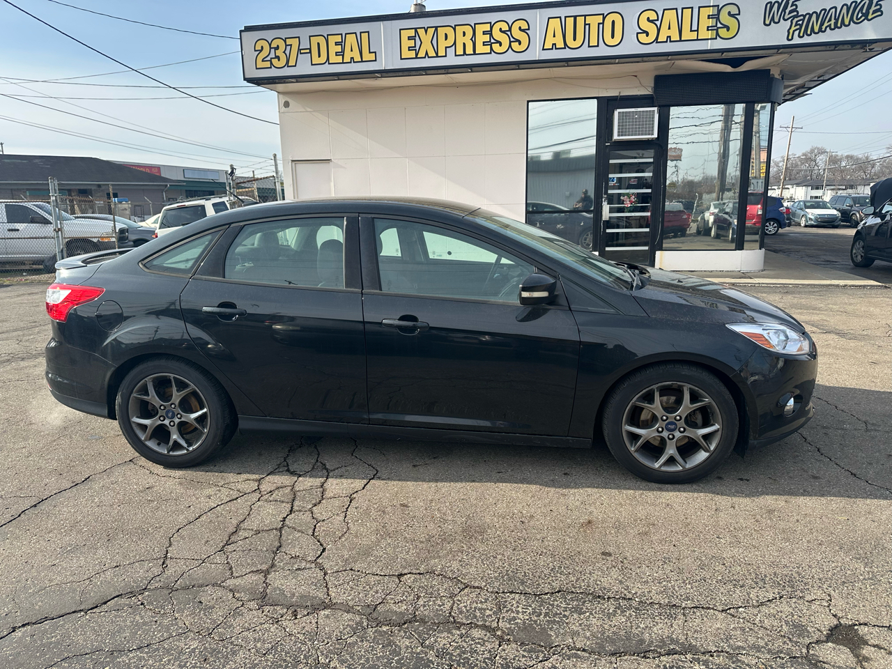 Ford Focus 4dr Sdn SE 2014