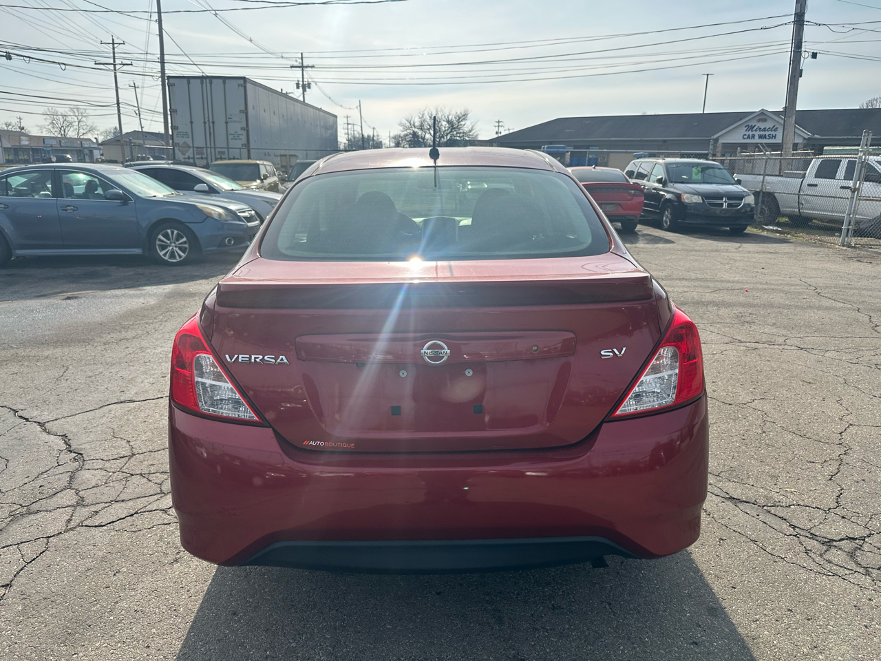 Nissan Versa Sedan SV CVT 2019