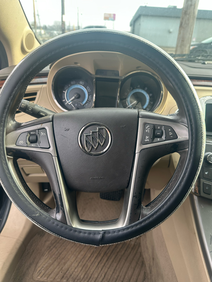 Buick LaCrosse 4dr Sdn CXL 3.0L FWD 2010