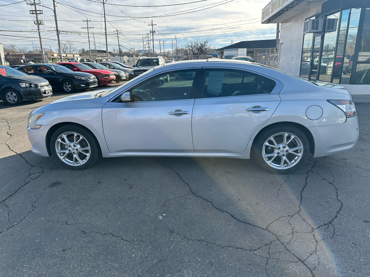 Nissan Maxima 4dr Sdn 3.5 SV w/Premium Pkg 2013