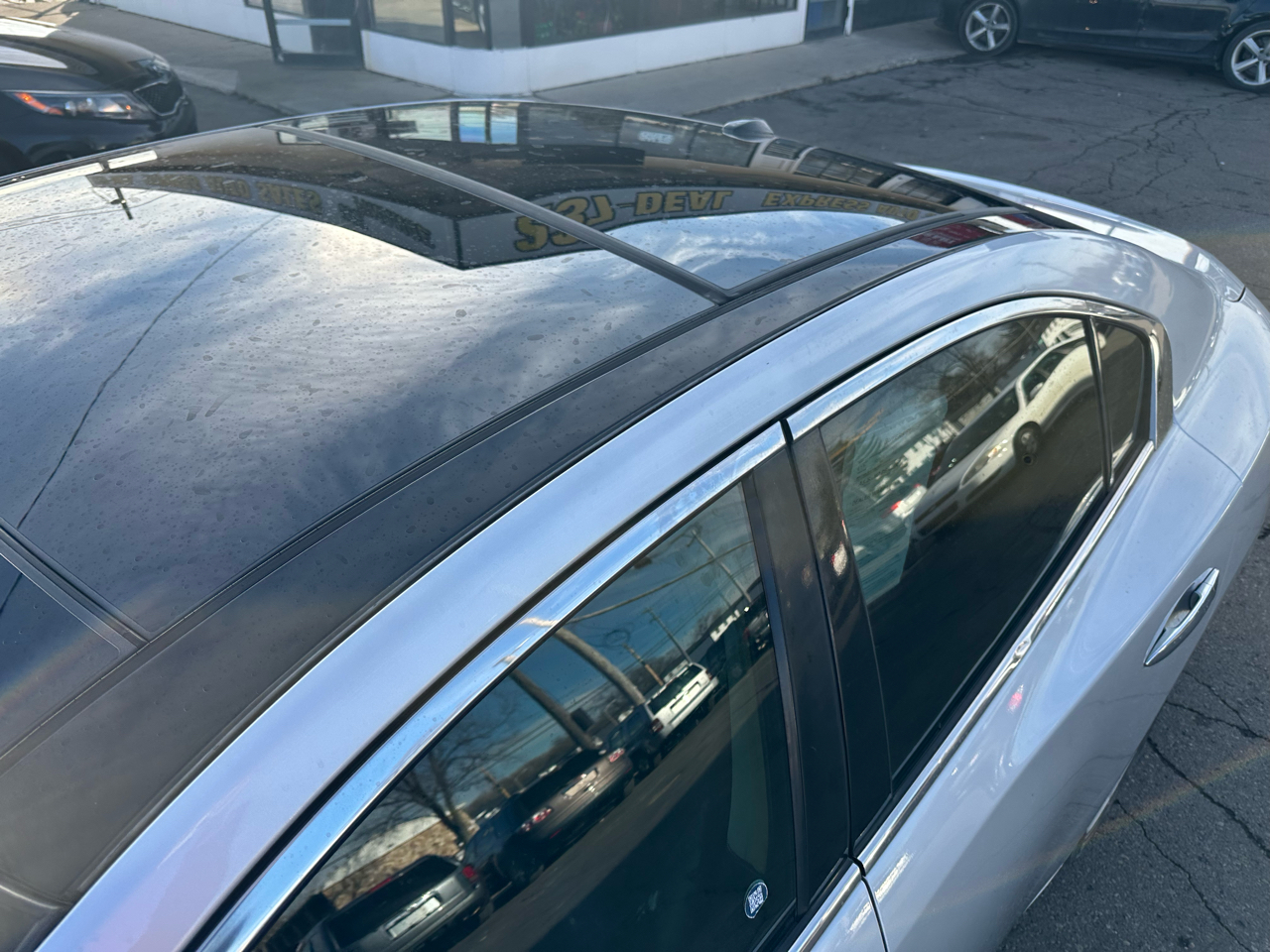 Nissan Maxima 4dr Sdn 3.5 SV w/Premium Pkg 2013