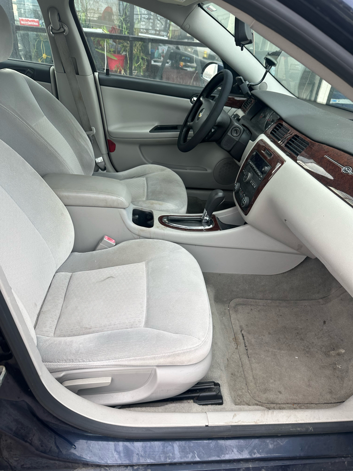 Chevrolet Impala 4dr Sdn LT Retail 2011