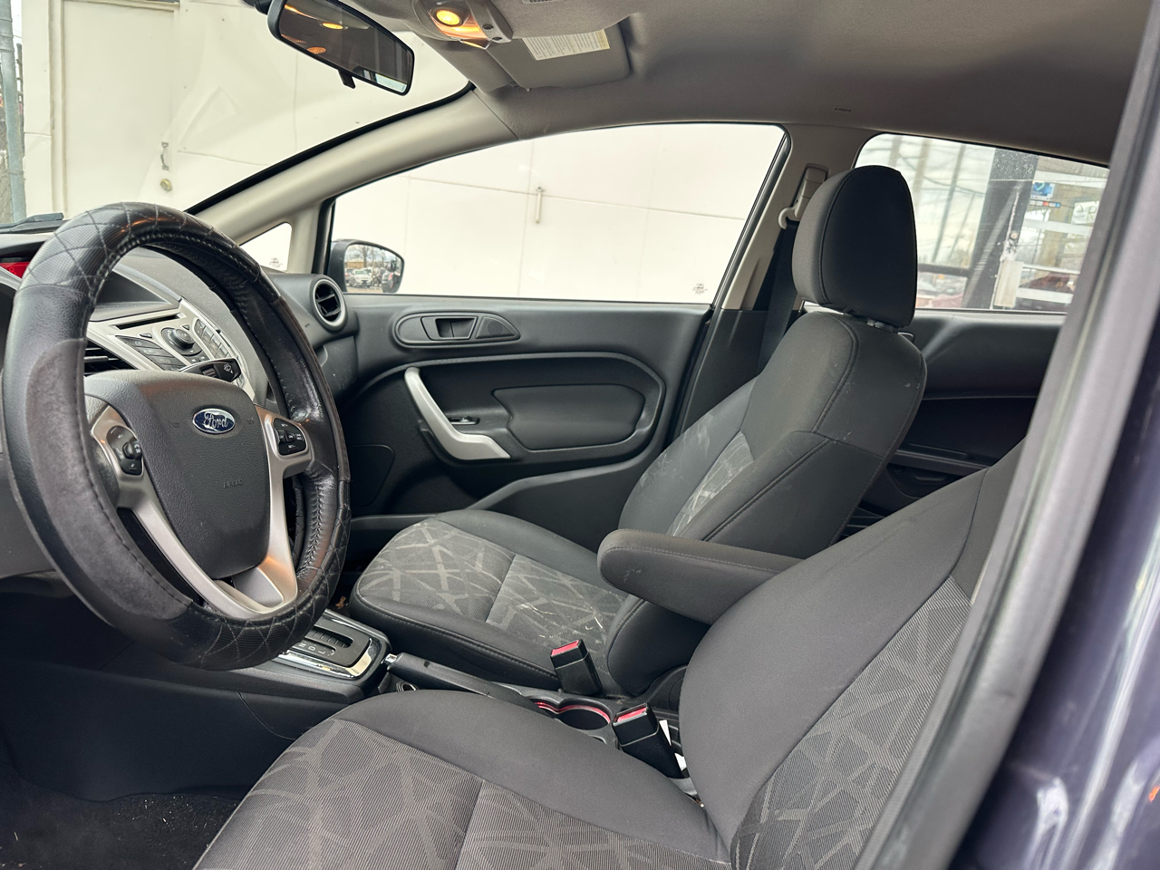 Ford Fiesta 5dr HB SE 2013