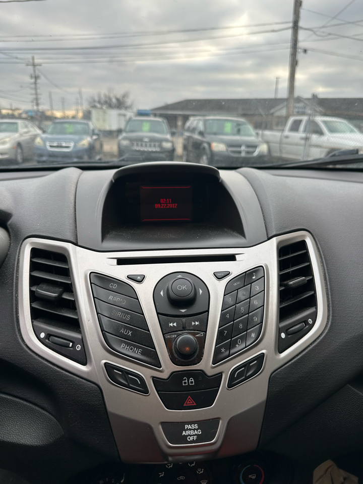 Ford Fiesta 5dr HB SE 2013