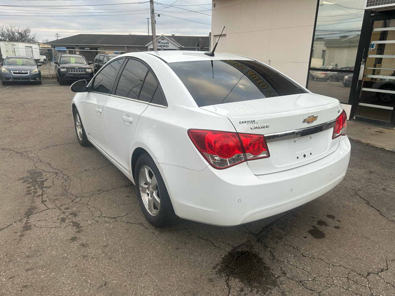 Chevrolet Cruze 4dr Sdn LT w/1LT 2012