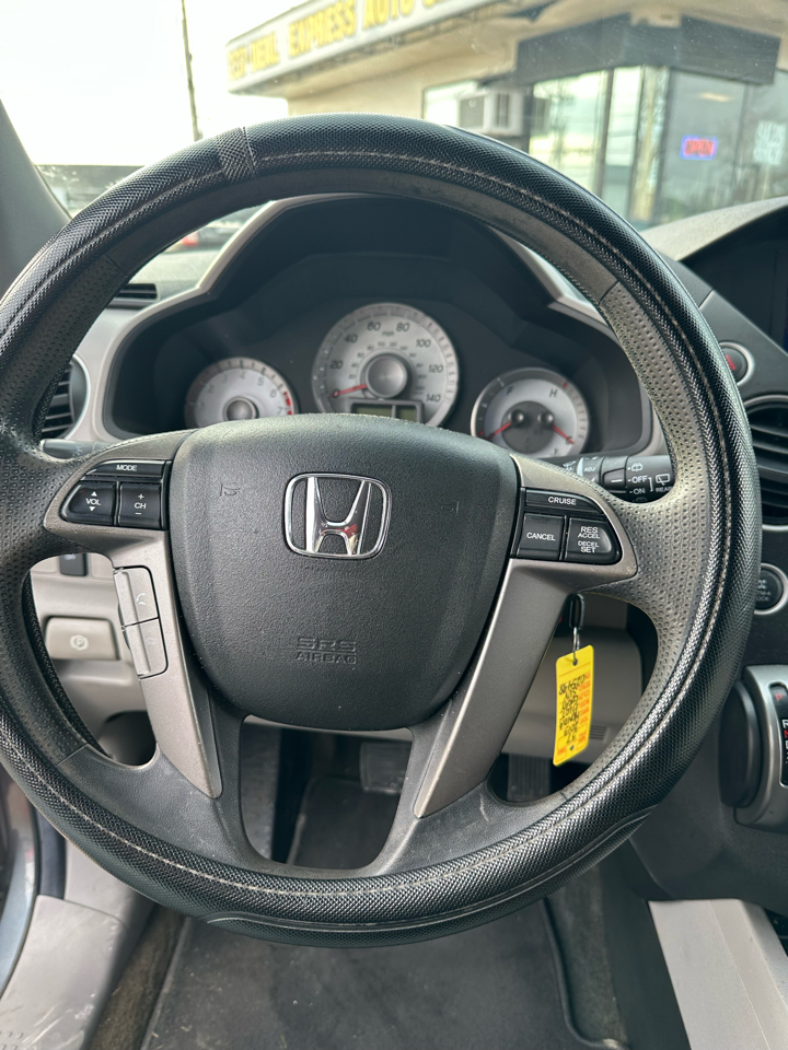 Honda Pilot 4WD 4dr LX 2013