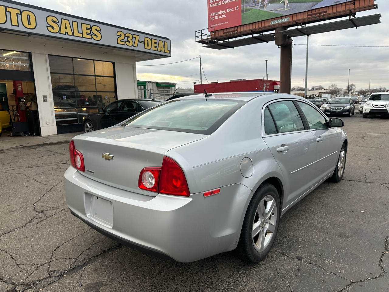 Chevrolet Malibu 4dr Sdn LS w/1LS 2011