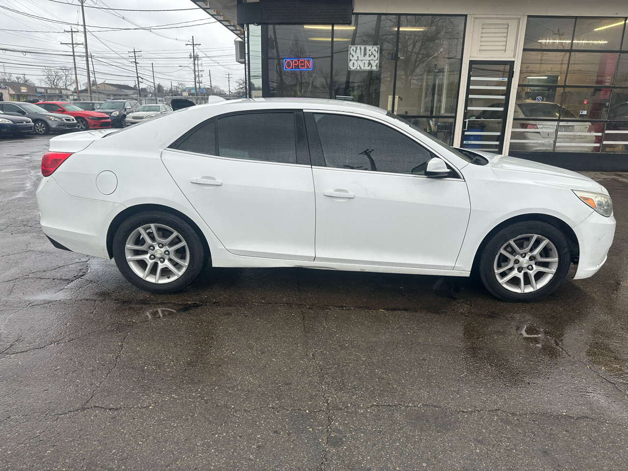 Chevrolet Malibu 4dr Sdn ECO w/1SA 2013