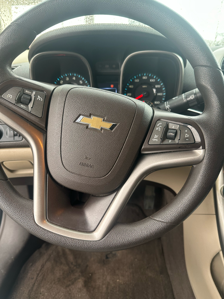 Chevrolet Malibu 4dr Sdn ECO w/1SA 2013