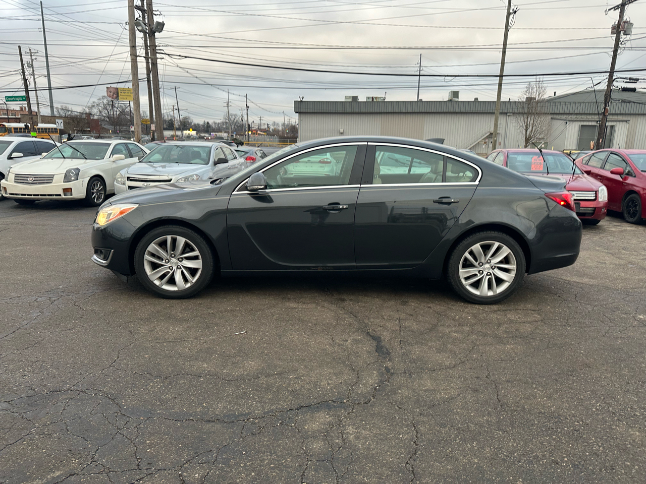 Buick Regal 4dr Sdn Premium I FWD 2015