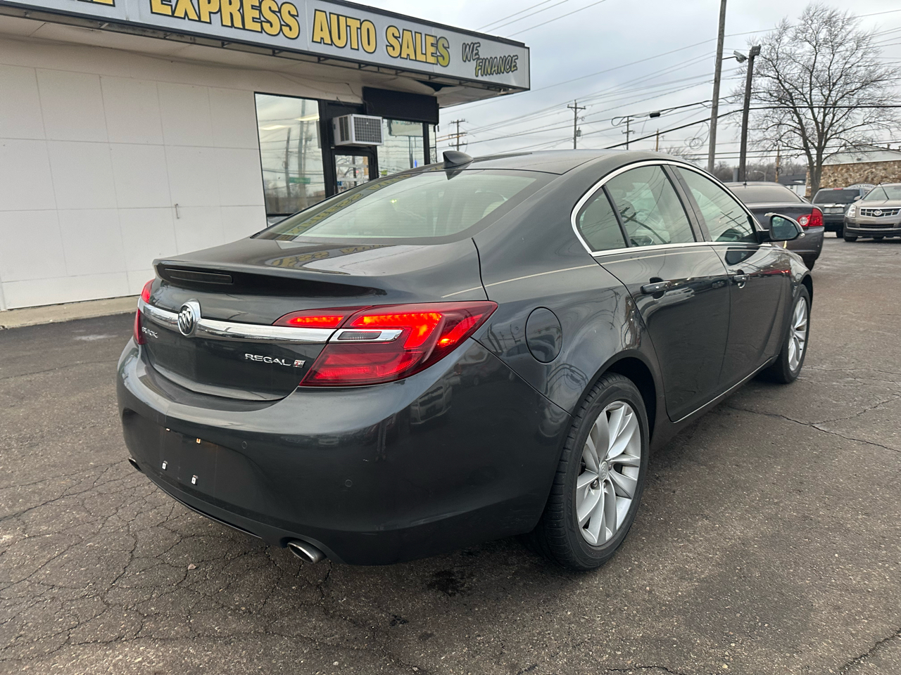 Buick Regal 4dr Sdn Premium I FWD 2015