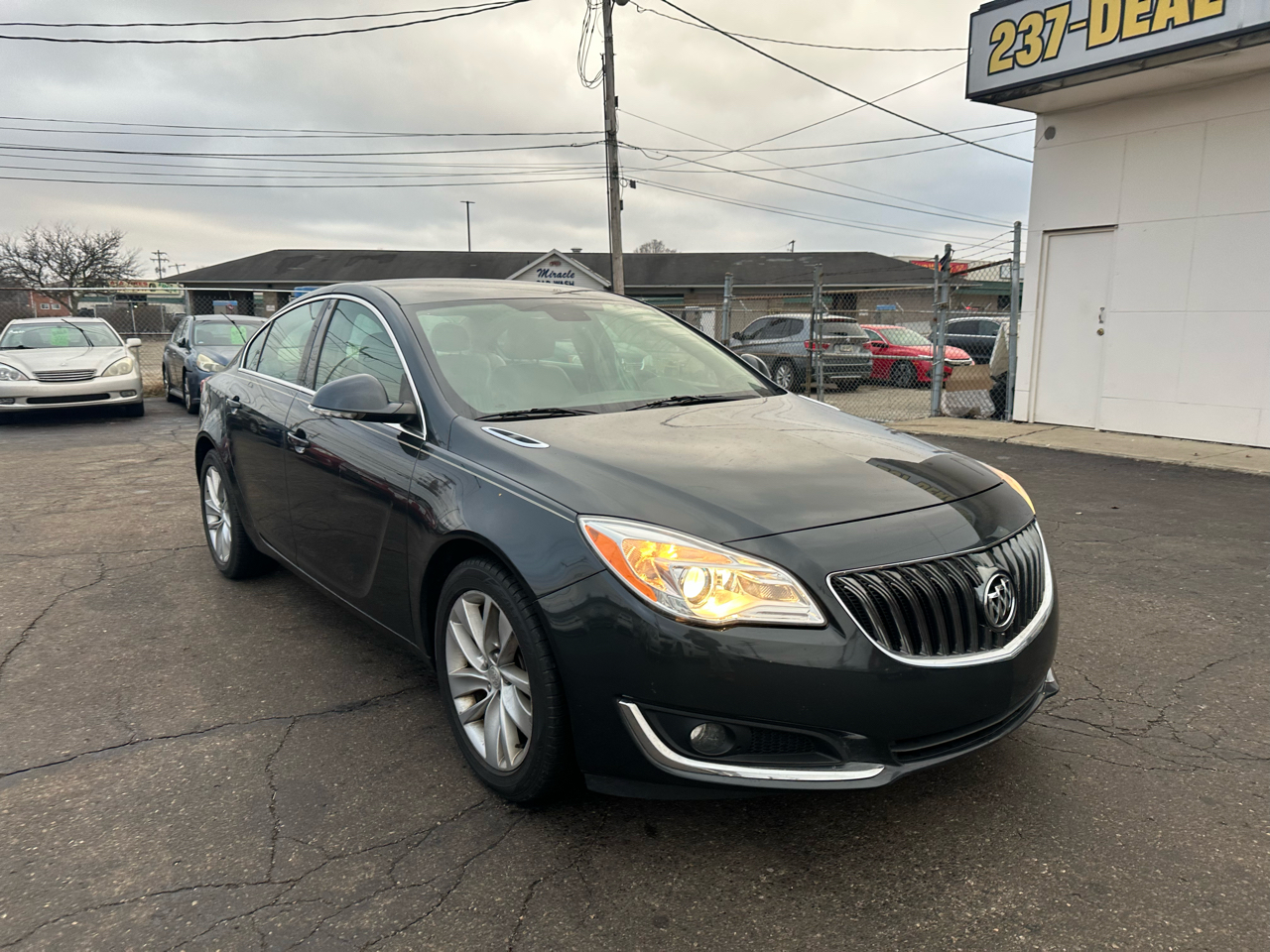 Buick Regal 4dr Sdn Premium I FWD 2015