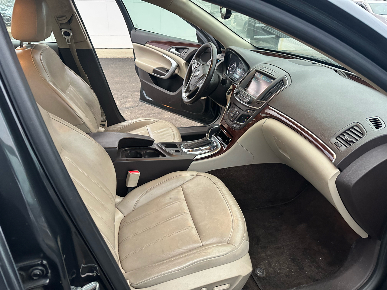 Buick Regal 4dr Sdn Premium I FWD 2015