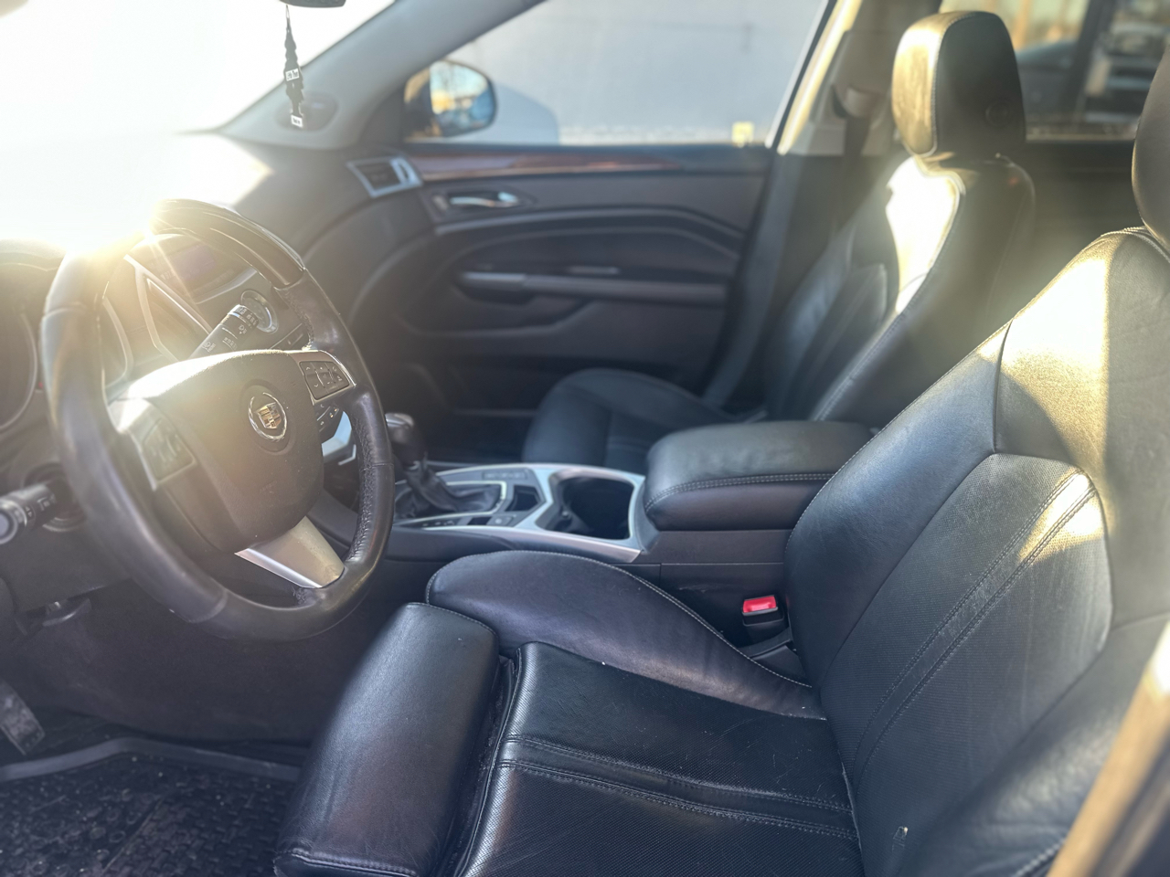 Cadillac SRX FWD 4dr Luxury Collection 2012