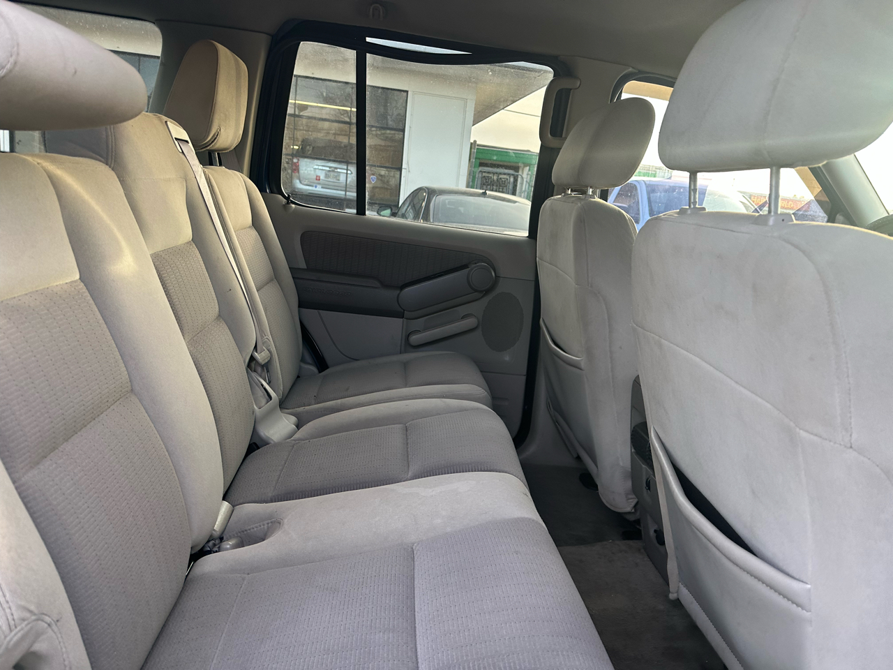 Ford Explorer 2WD 4dr V6 XLT 2007