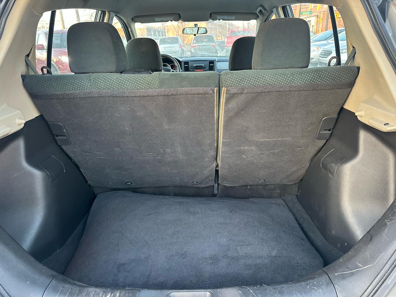 Nissan Versa 5dr HB Auto 1.8 S 2012