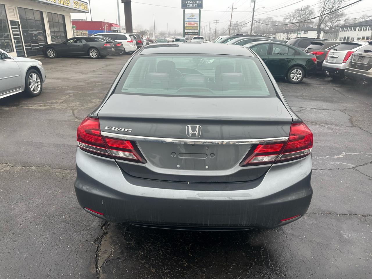 Honda Civic Sdn 4dr Auto LX 2013