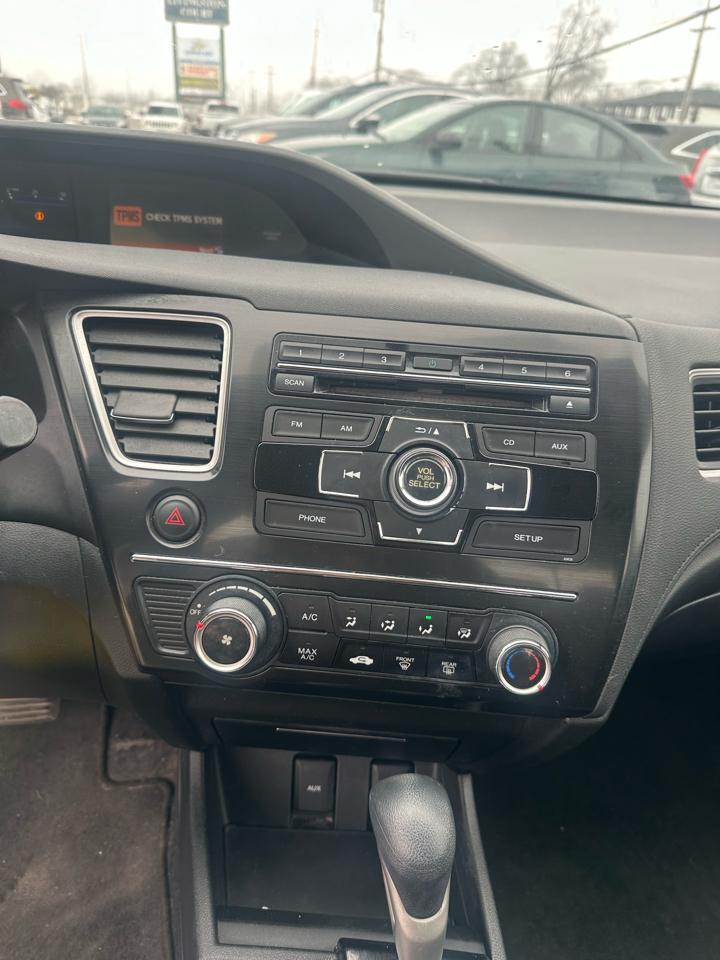 Honda Civic Sdn 4dr Auto LX 2013