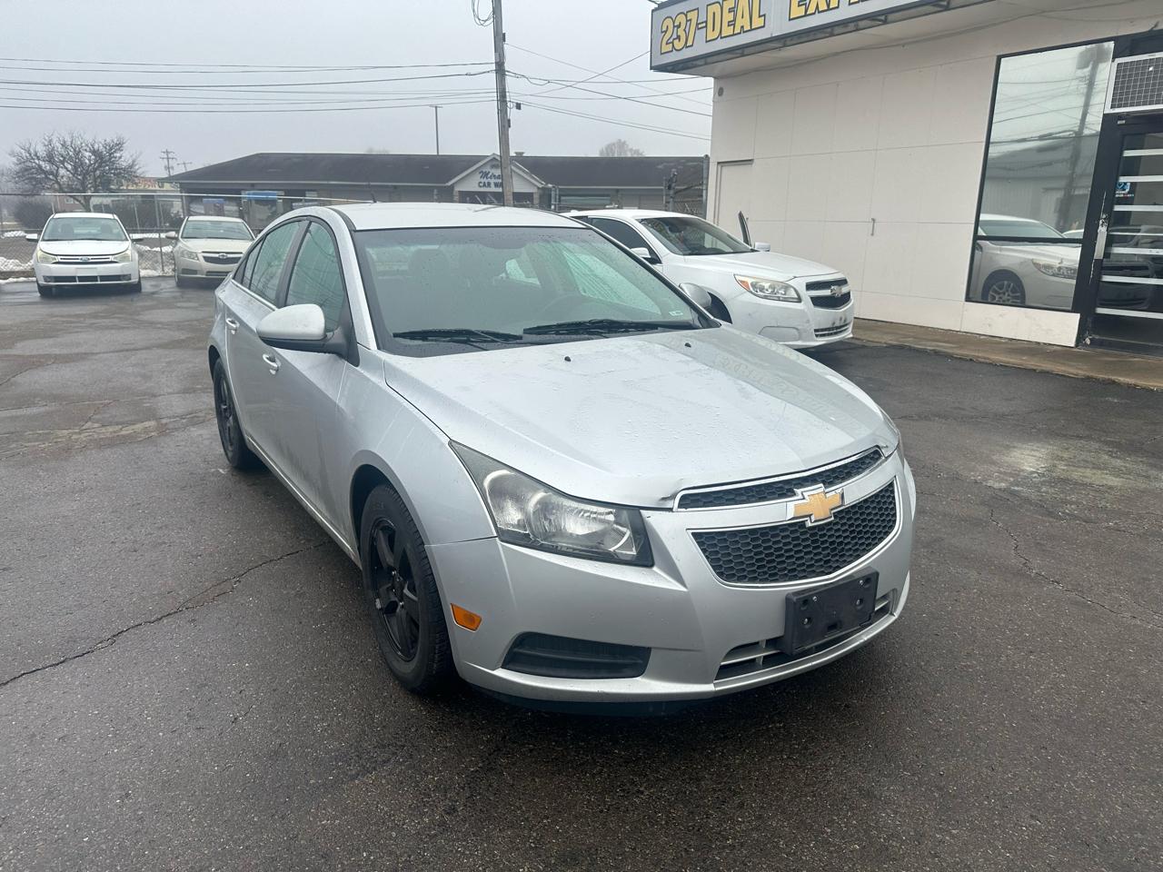 Chevrolet Cruze 4dr Sdn Auto 1LT 2013