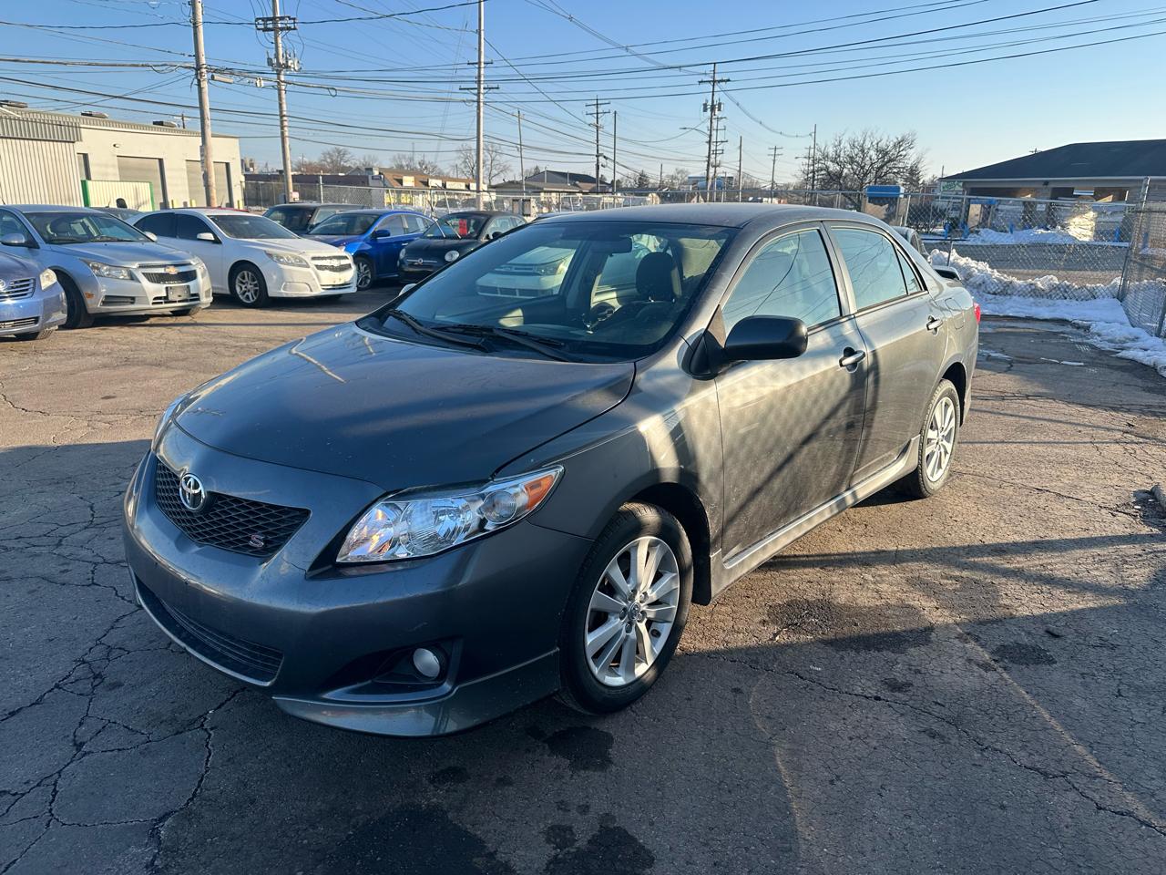 Toyota Corolla 4dr Sdn Man (Natl) 2009