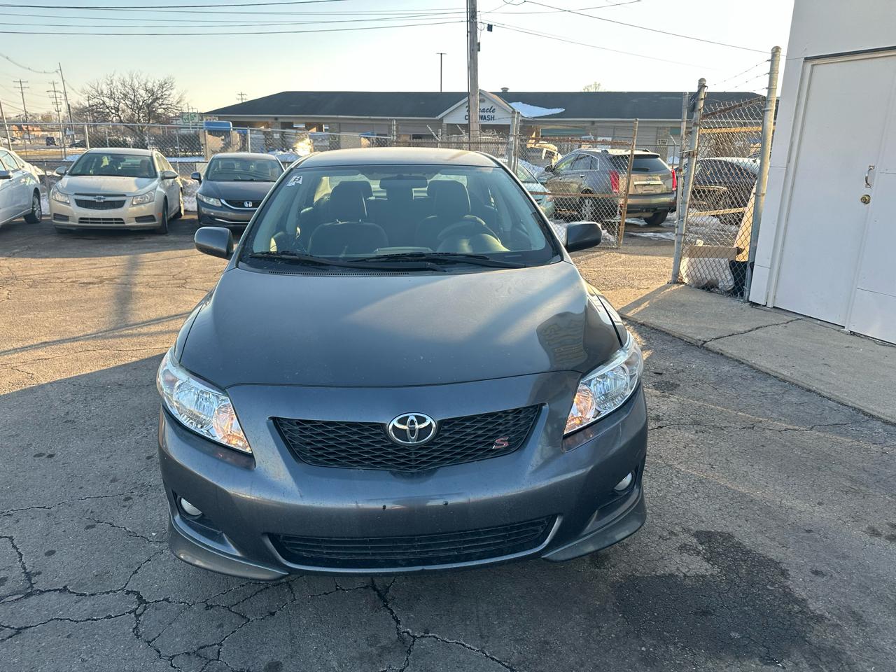 Toyota Corolla 4dr Sdn Man (Natl) 2009