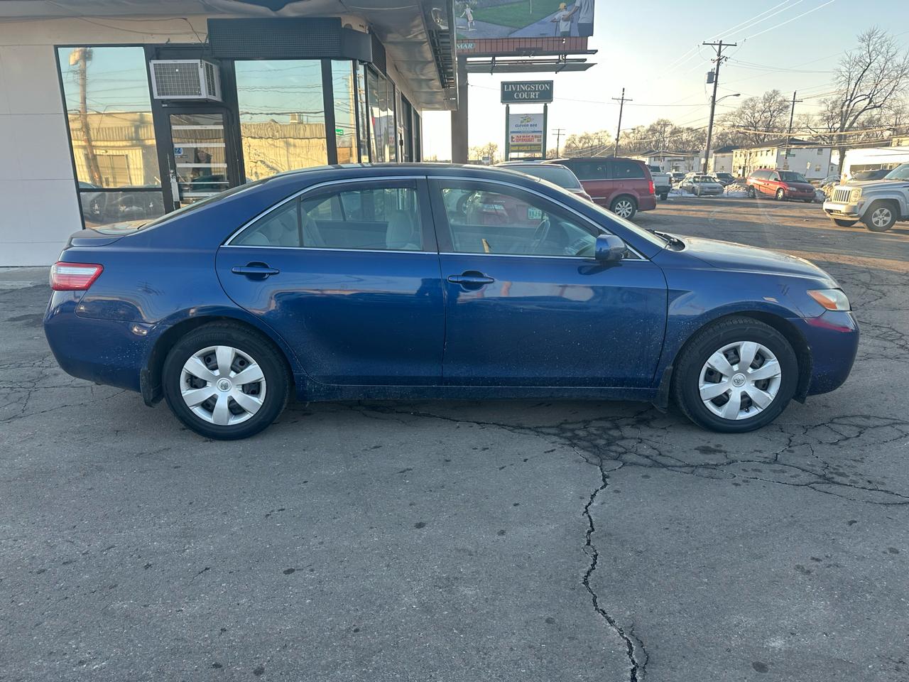 Toyota Camry 4dr Sdn I4 Man LE (Natl) 2008