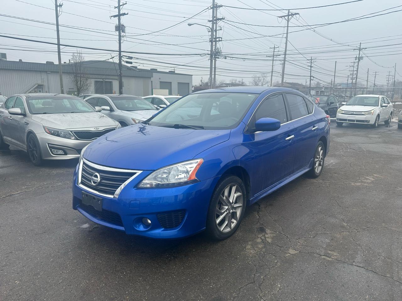 Nissan Sentra 4dr Sdn I4 CVT SR 2014