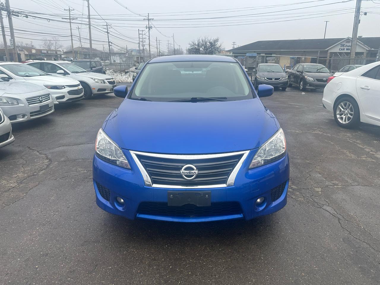Nissan Sentra 4dr Sdn I4 CVT SR 2014