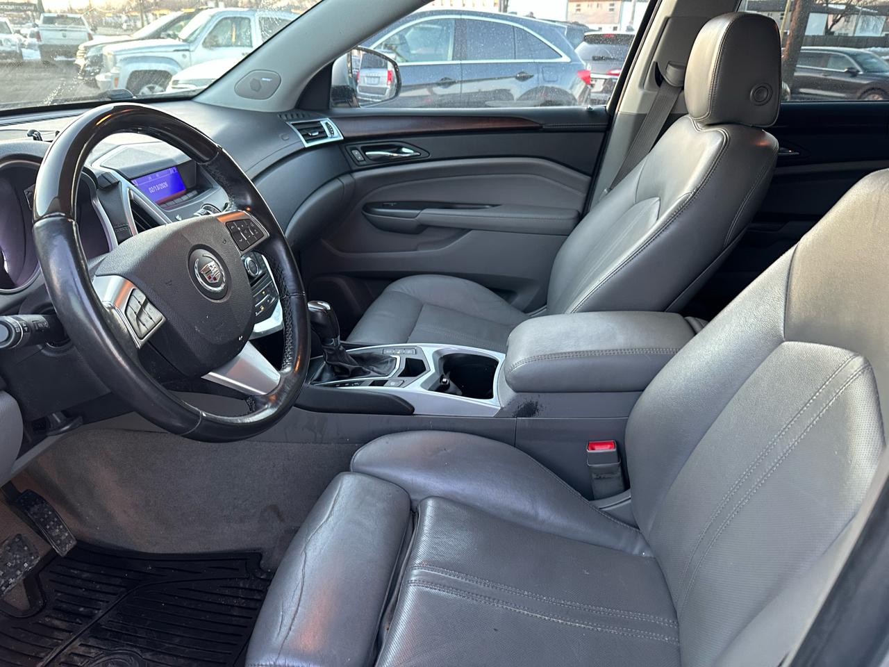 Cadillac SRX FWD 4dr Luxury Collection 2012