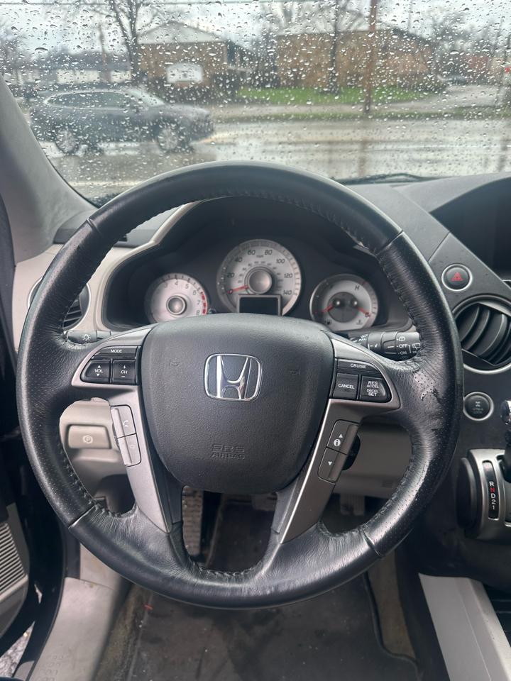 Honda Pilot 4WD 4dr Touring w/RES & Navi 2013