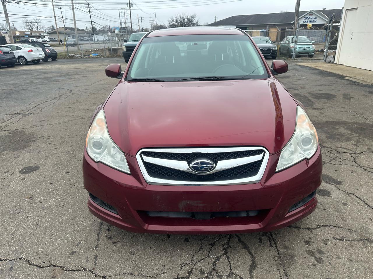 Subaru Legacy 4dr Sdn H4 Auto 2.5i Prem All-Wthr/Moon 2010