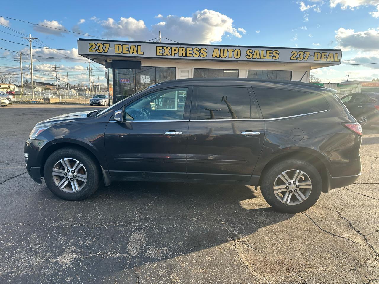 Chevrolet Traverse AWD 4dr LT w/1LT 2017