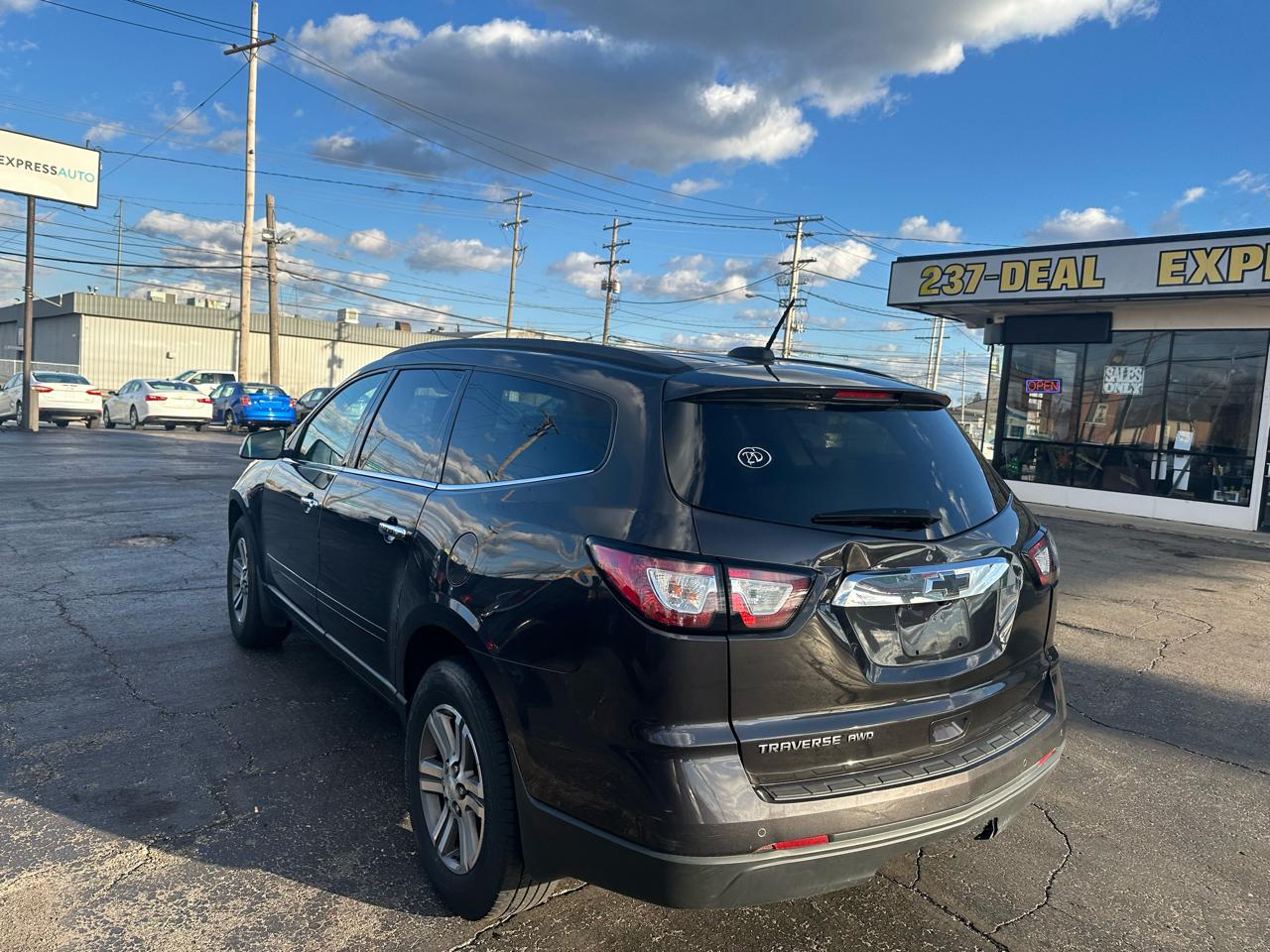 Chevrolet Traverse AWD 4dr LT w/1LT 2017