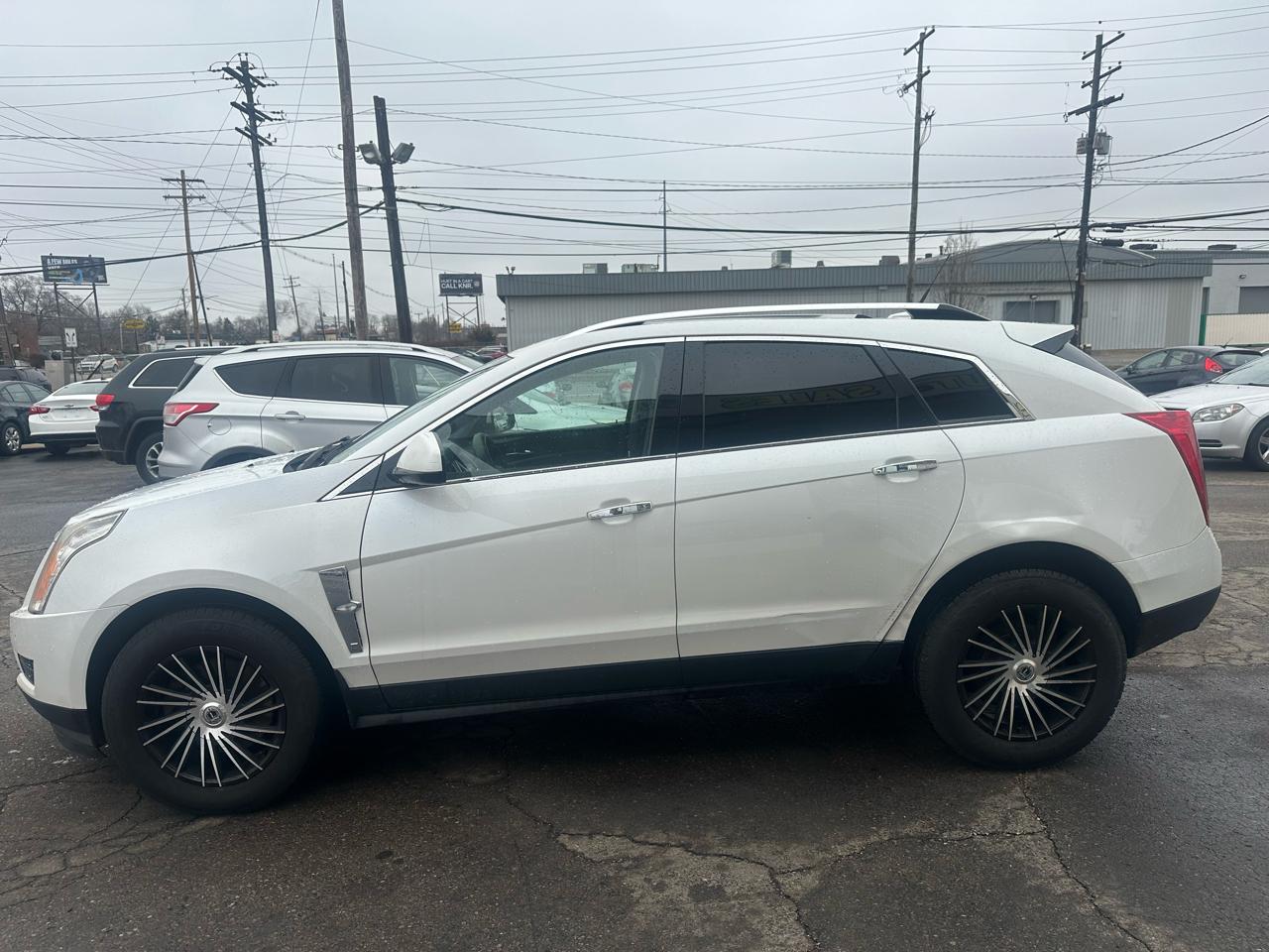 Cadillac SRX FWD 4dr Luxury Collection 2011