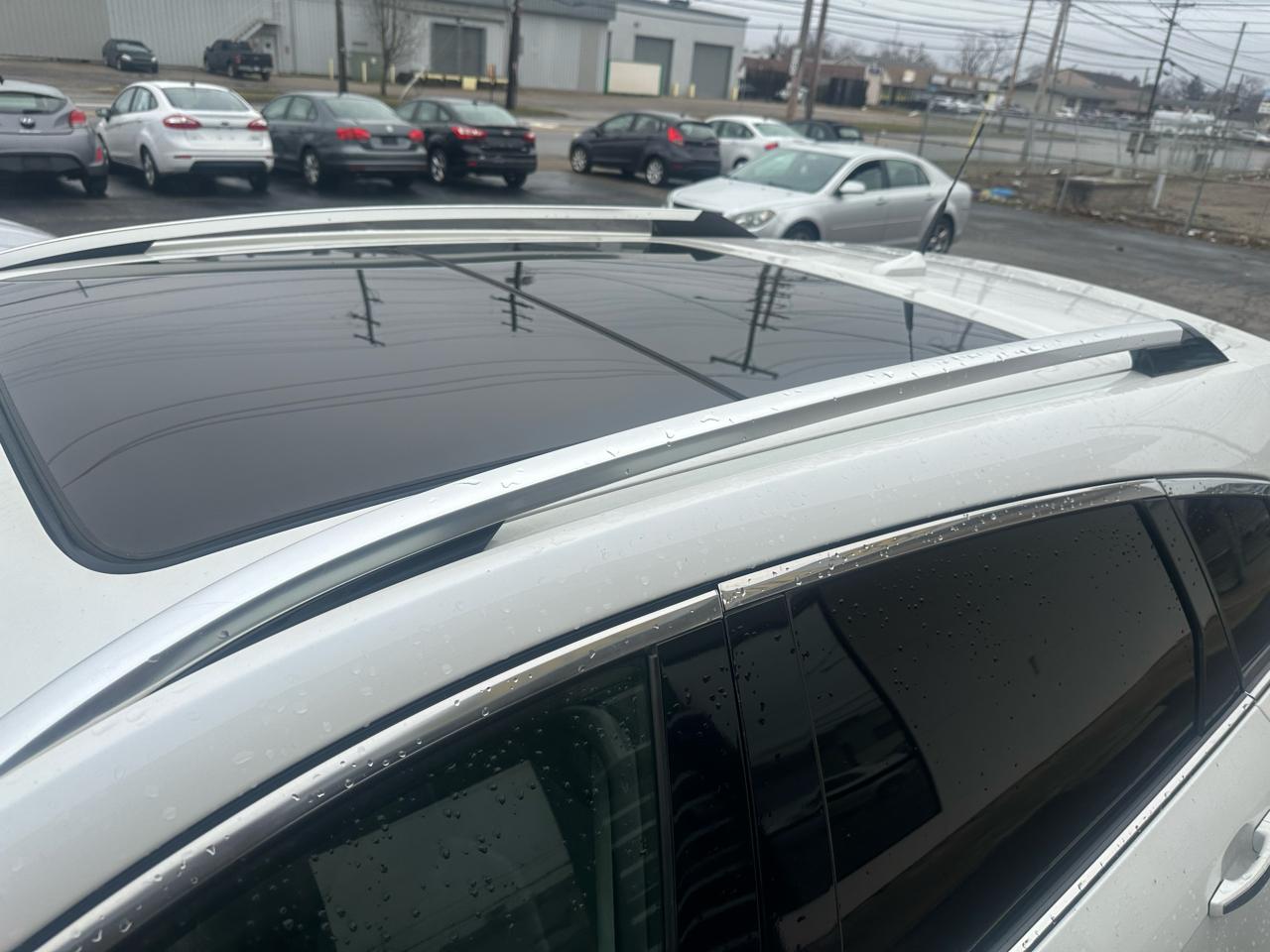 Cadillac SRX FWD 4dr Luxury Collection 2011