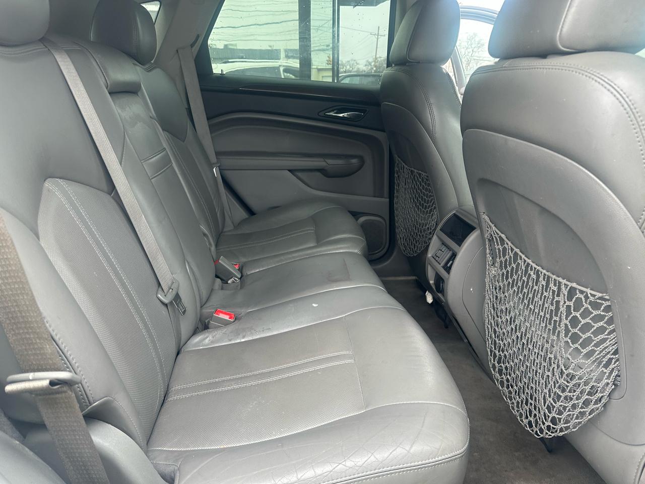 Cadillac SRX FWD 4dr Luxury Collection 2011