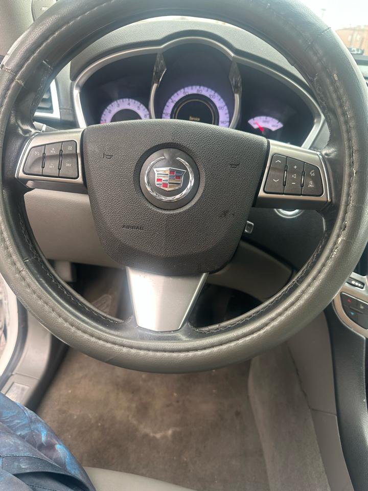 Cadillac SRX FWD 4dr Luxury Collection 2011