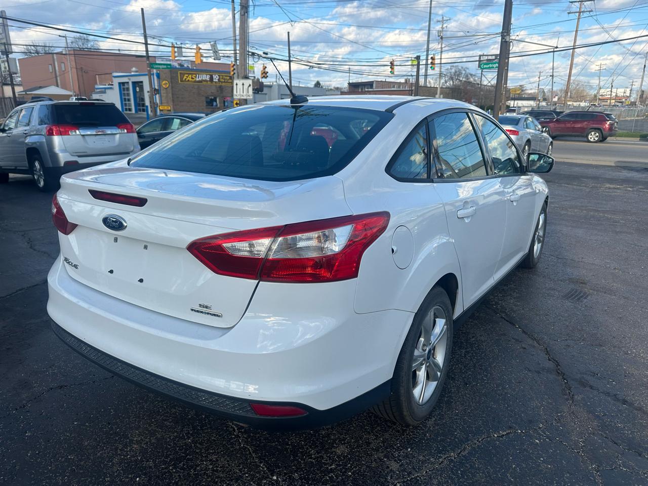 Ford Focus 4dr Sdn SE 2013