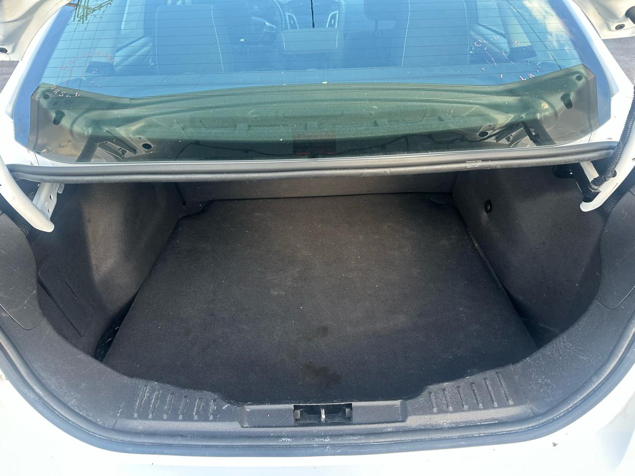 Ford Focus 4dr Sdn SE 2013