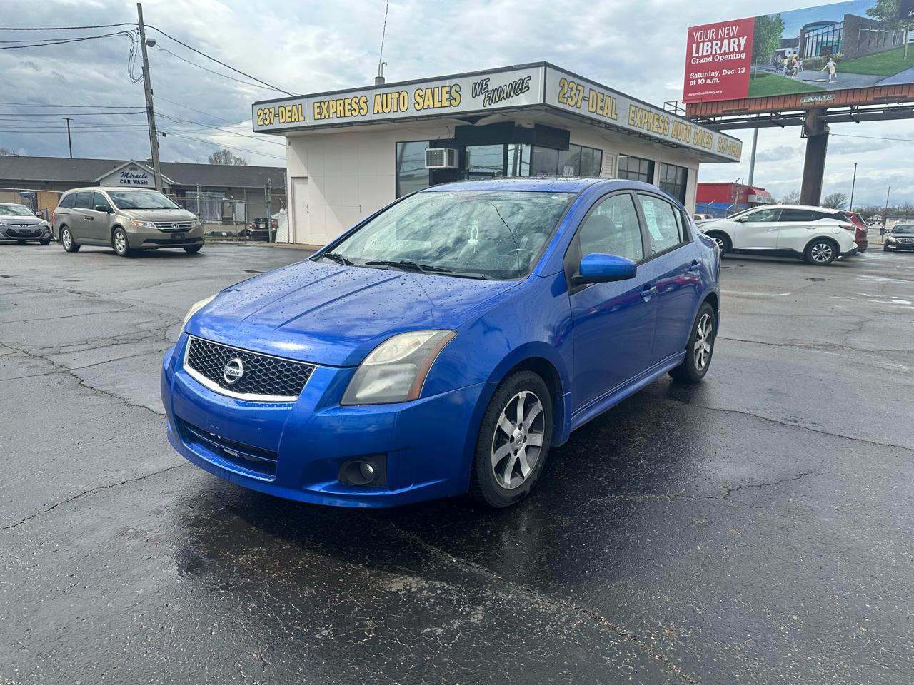 2012 Nissan Sentra 4dr Sdn I4 CVT 2.0 SR