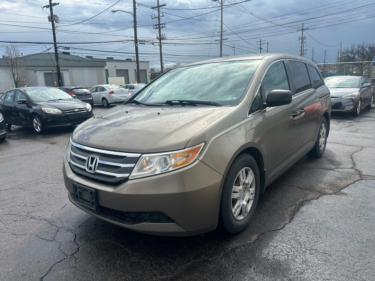 2013 Honda Odyssey 5dr LX