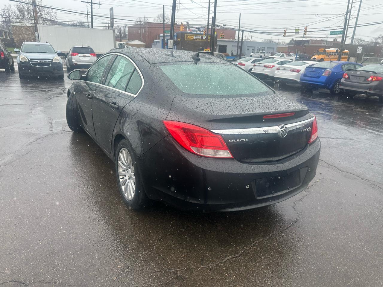 Buick Regal 4dr Sdn CXL RL6 (Russelsheim) *Ltd Avail* 2011