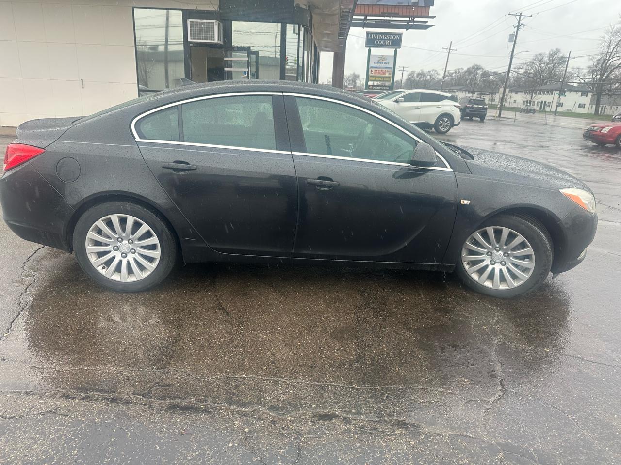 Buick Regal 4dr Sdn CXL RL6 (Russelsheim) *Ltd Avail* 2011